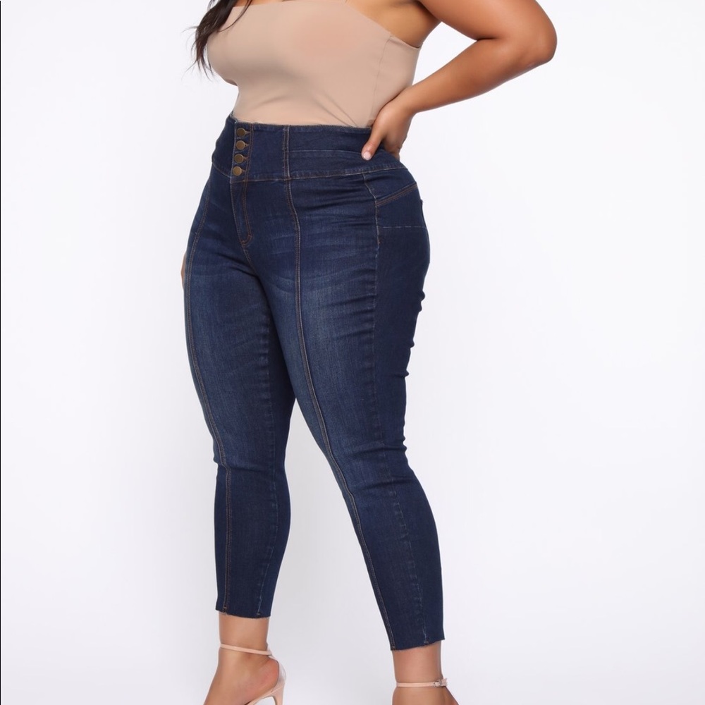 Fashion nova jeans 👖